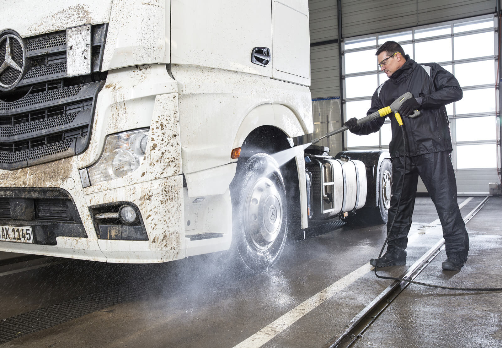 Аппарат высокого давления Karcher HD 9/20-4 M Керхер